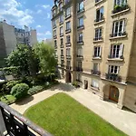 Elegant 3 Bedroom Apartment Next To Seine River, Paris 16, By Easyflat